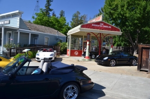 porsches--police-2011_6832372869_o • <a style="font-size:0.8em;" href="http://www.flickr.com/photos/95000936@N06/48596688222/" target="_blank">View on Flickr</a>
